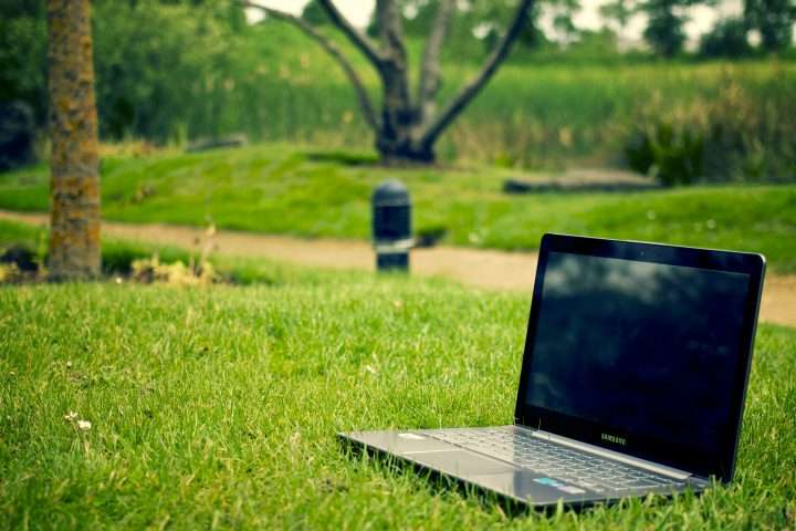 Are Freelancers Happier Than Full-Time Employees?