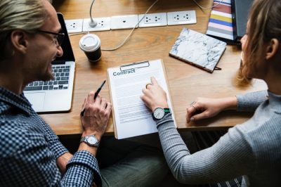 Optimized-rawpixel-665368-unsplash man woman and contract