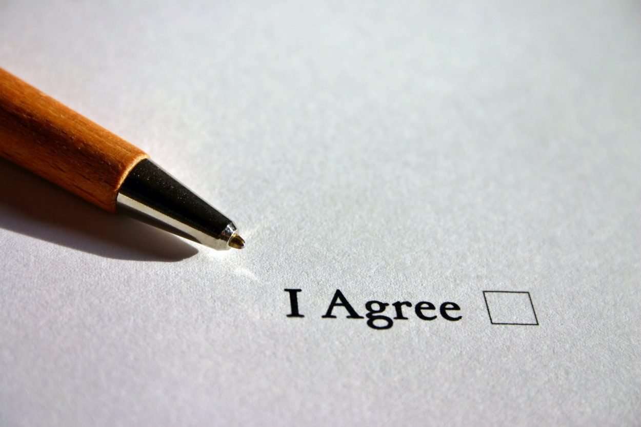 Ninth Circuit upholds arbitration provision testing the “outer limits” of what constitutes an enforceable arbitration agreement