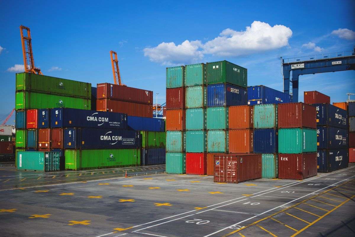 Streamlining Logistics: How Technology is Reshaping Freight Management