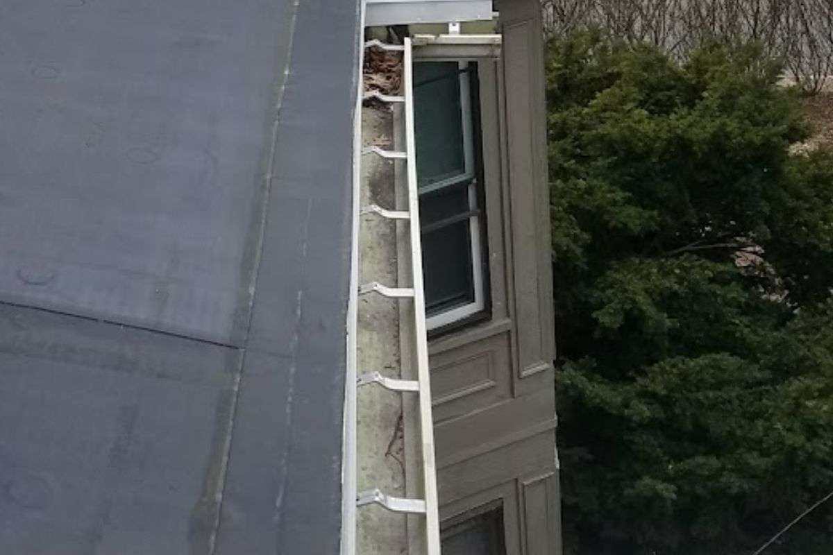 Salesperson of Gutter Protection Comany Alleges Misclassification
