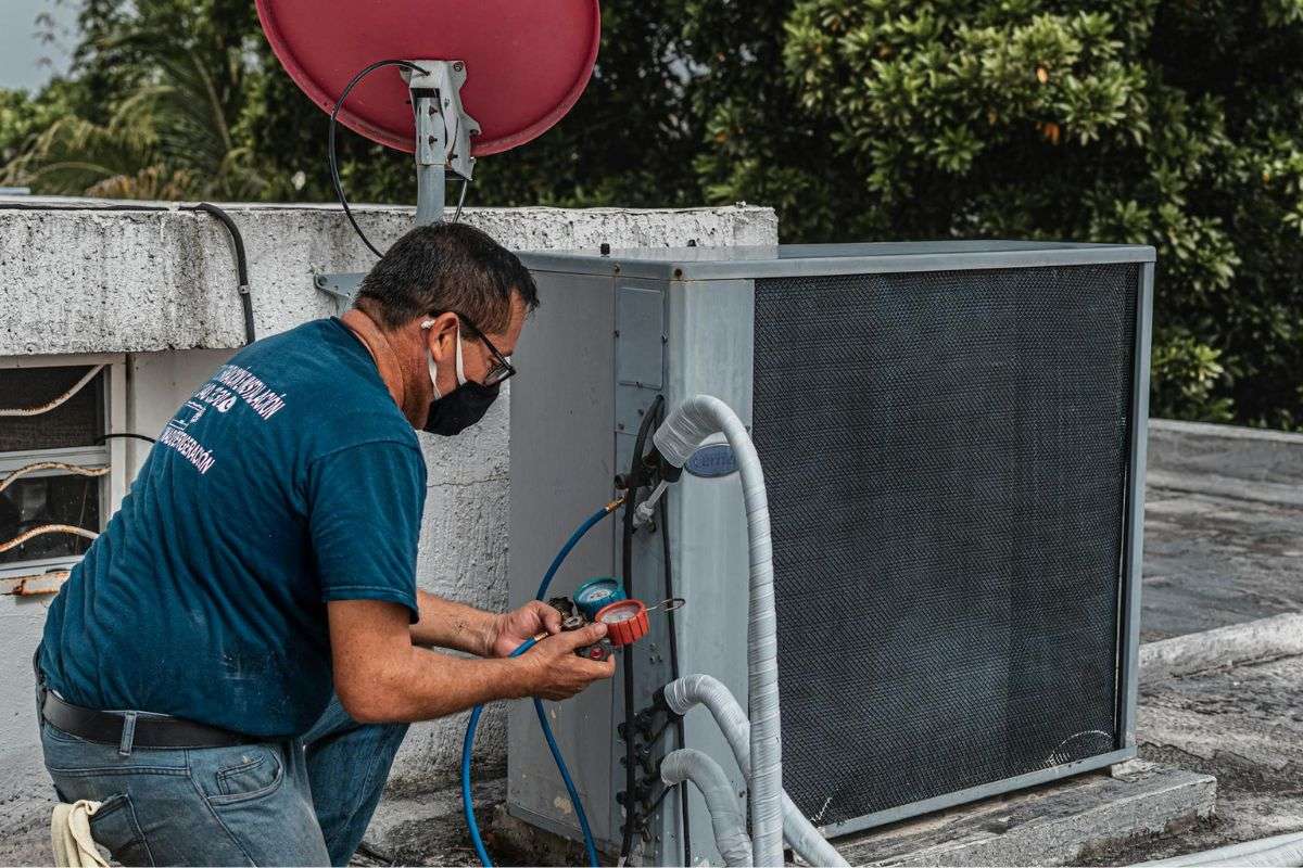 United States Department of Labor Recovers More than $1.5M from HVAC Firm that Misclassified Technicians
